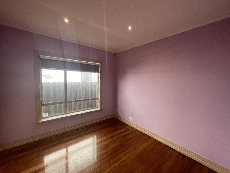 Photo - 172 Mason Street, Newport VIC 3015 - Image 5