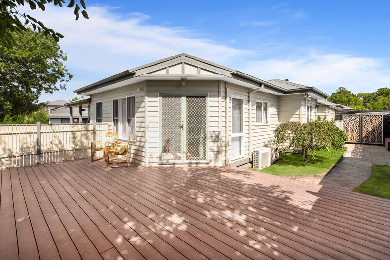 Photo - 1/72 Mt Dandenong Road, Ringwood East VIC 3135 - Image 11