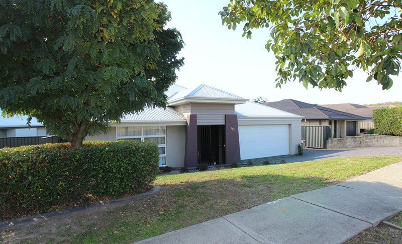 Photo - 172 Northlakes Drive, Cameron Park NSW 2285 - Image 1