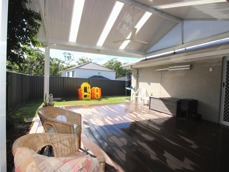 Photo - 172 Northlakes Drive, Cameron Park NSW 2285 - Image 4