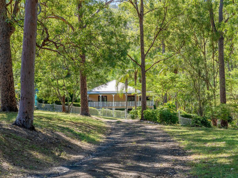 172 Outlook Drive, Esk QLD 4312