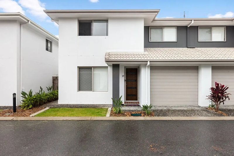Photo - 17/2 Pandanus Place, Upper Coomera QLD 4209 - Image 1