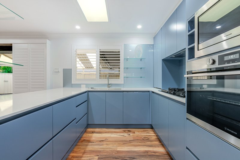 Photo - 172 Penguin Road, Safety Bay WA 6169 - Image 1
