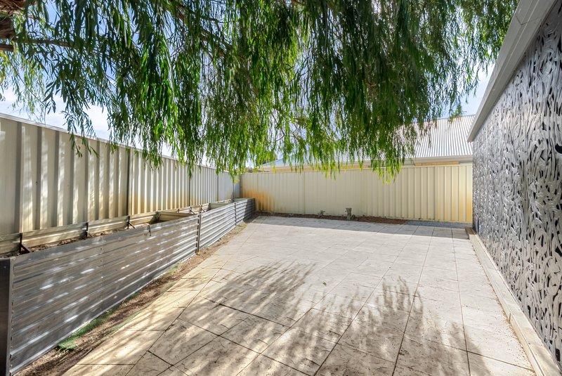 Photo - 172 Penguin Road, Safety Bay WA 6169 - Image 28