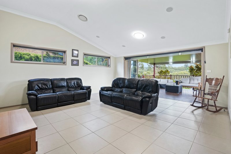 Photo - 172 Ridgecrop Drive, Castle Hill NSW 2154 - Image 6