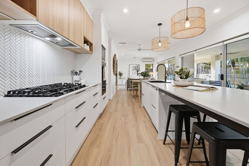 Photo - 172 River Park Drive, Annandale QLD 4814 - Image 1