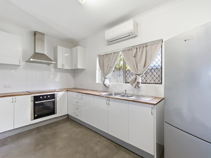 Photo - 172 Trinity Beach Road, Trinity Beach QLD 4879 - Image 3