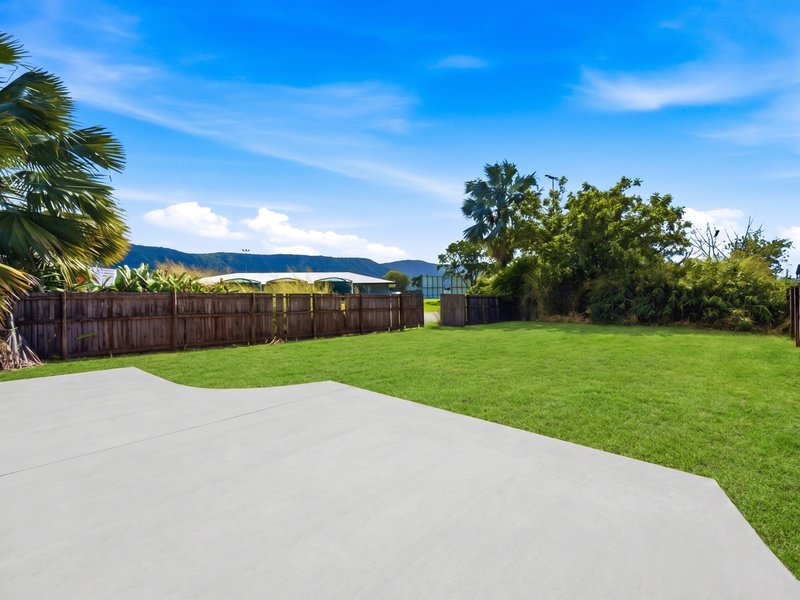 Photo - 172 Trinity Beach Road, Trinity Beach QLD 4879 - Image 11
