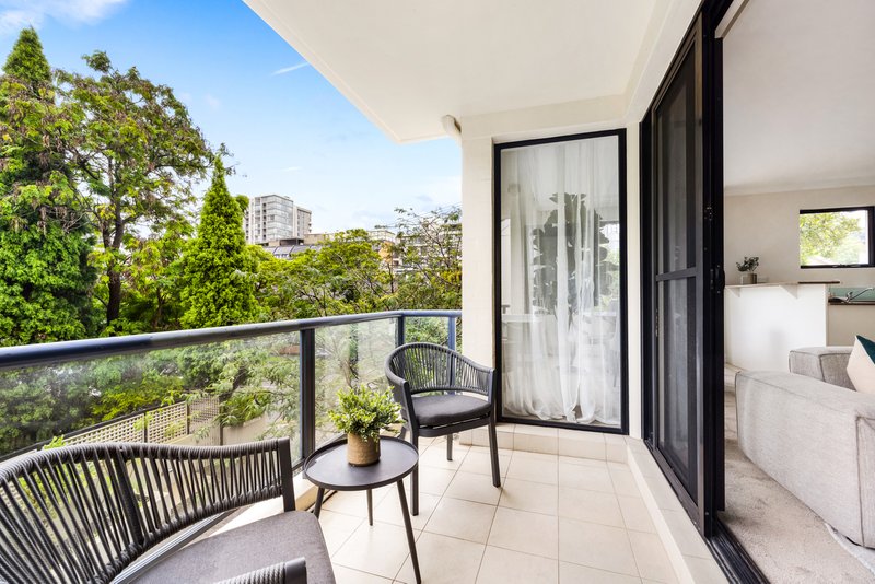 Photo - 17/20-26 Hume Street, Wollstonecraft NSW 2065 - Image 3