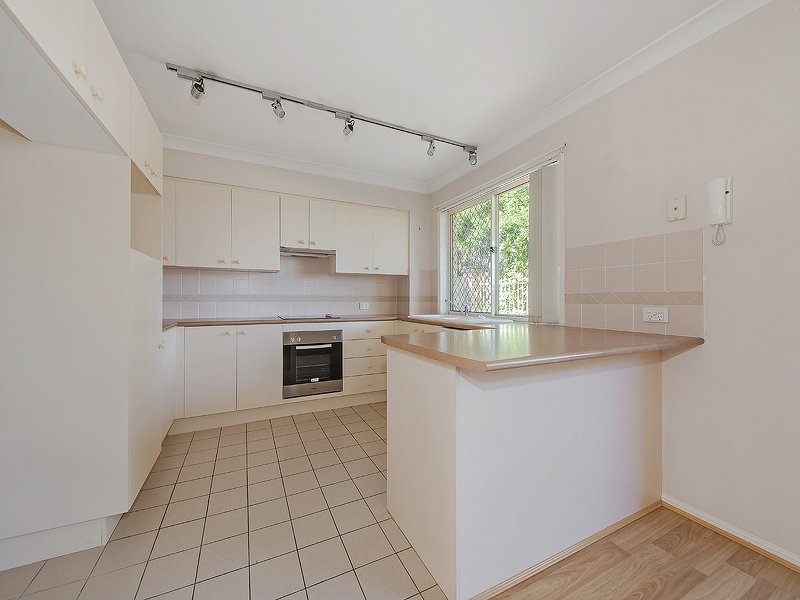 Photo - 17/20 Bognor Street, Tingalpa QLD 4173 - Image 4