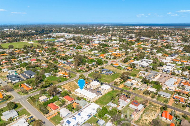 Photo - 17/20 Service Street, Mandurah WA 6210 - Image 17