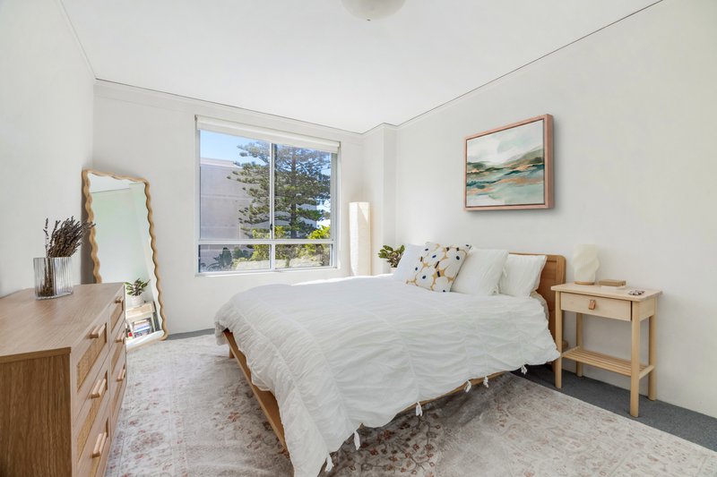 Photo - 17/22-28 Wellington Street, Bondi NSW 2026 - Image 5