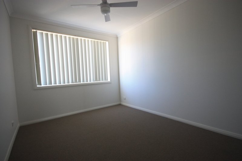 Photo - 17/221A Waterworth Drive, Mount Annan NSW 2567 - Image 6