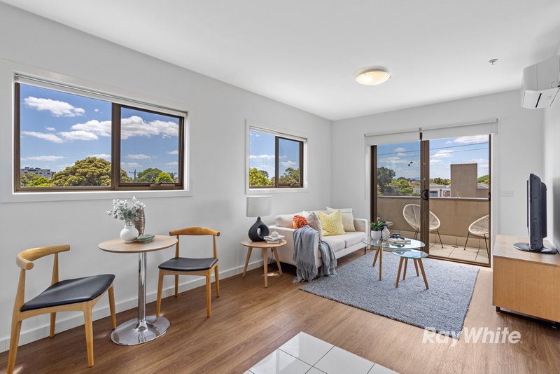 17/225 Koornang Road, Carnegie VIC 3163