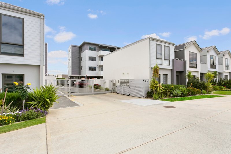 17/25 O'Connor Close, North Coogee WA 6163