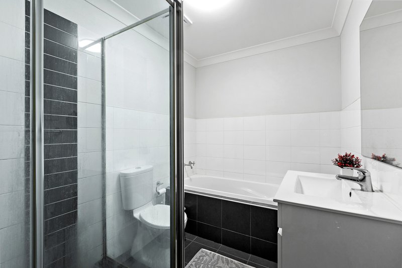 Photo - 17/26-34 Clifton Street, Blacktown NSW 2148 - Image 4