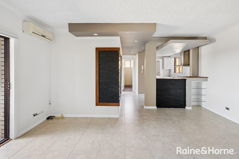 Photo - 17/26 Goulburn Street, Liverpool NSW 2170 - Image 8