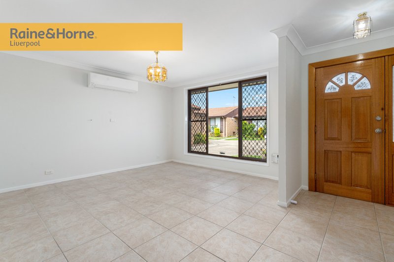 Photo - 17/28 Coolaroo Crescent, Lurnea NSW 2170 - Image 4