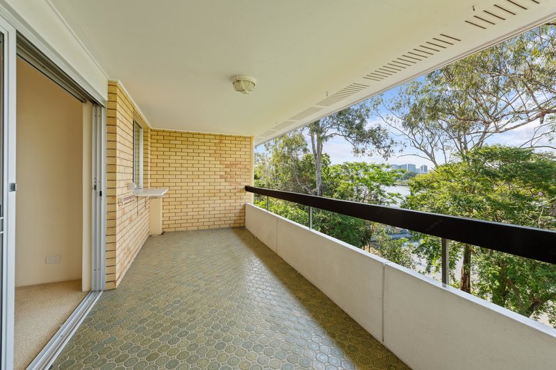 Photo - 17/28 Laurence Street, St Lucia QLD 4067 - Image 10