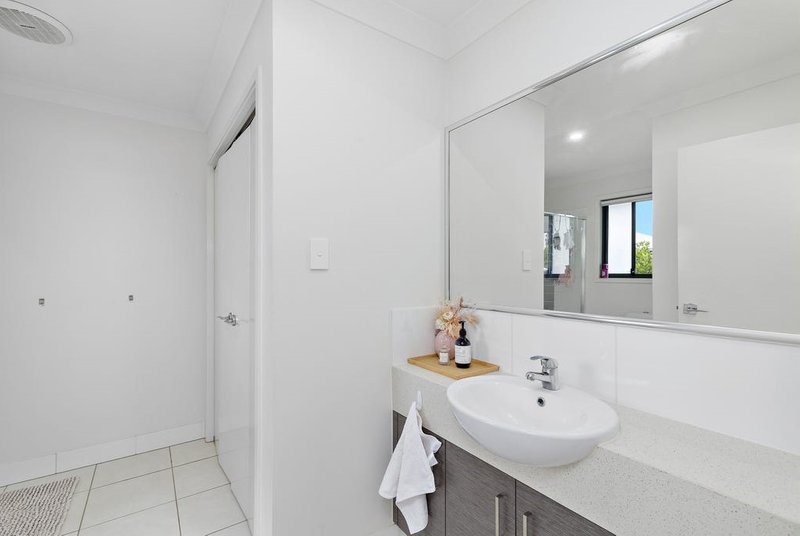 Photo - 17/29 St Anthony Drive, Alexandra Hills QLD 4161 - Image 8