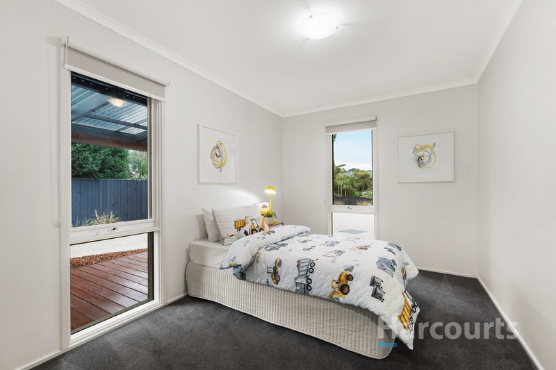 Photo - 1/73 Alderford Drive, Wantirna VIC 3152 - Image 9