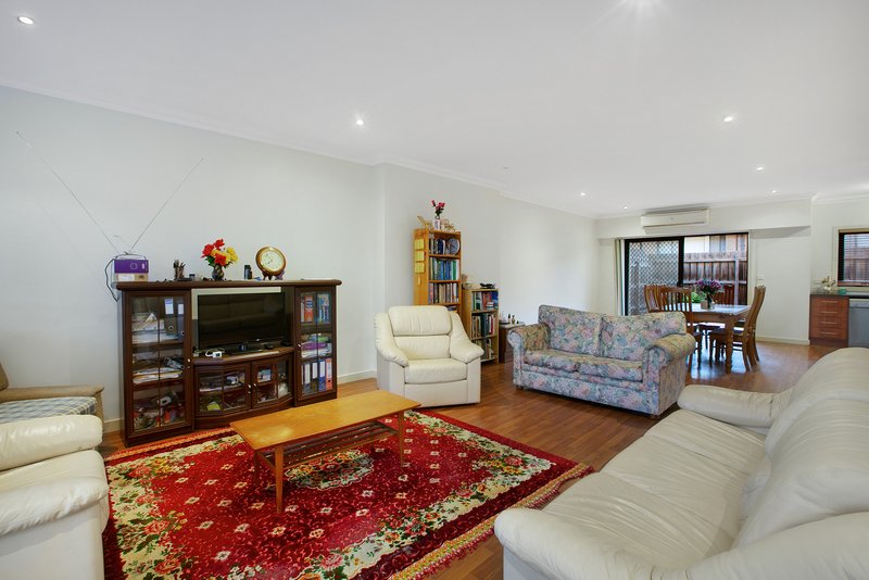 Photo - 173 Boldrewood Parade, Reservoir VIC 3073 - Image 2