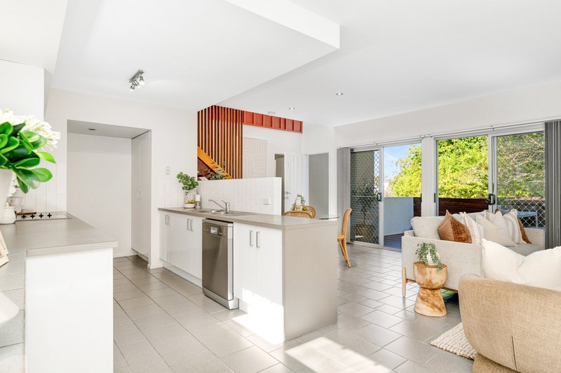 Photo - 1/73 Ethel Street, Chermside QLD 4032 - Image 4
