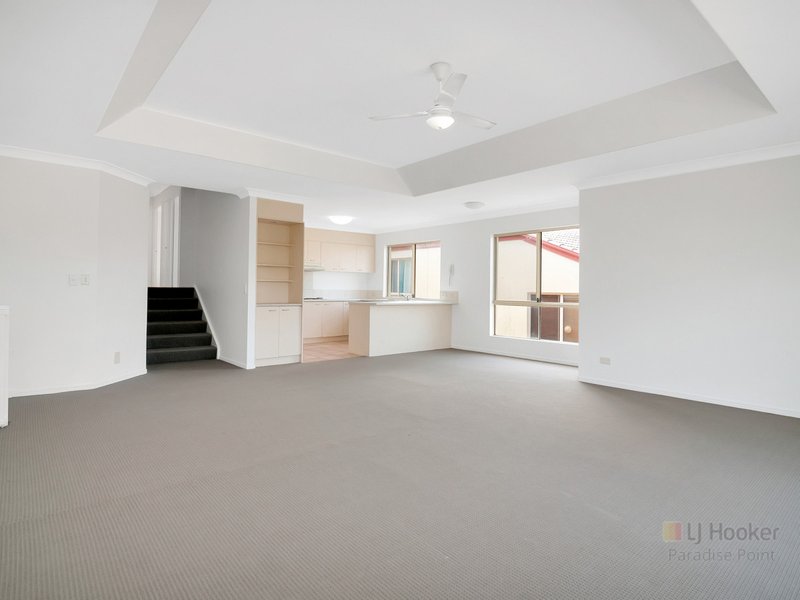 Photo - 17/3 Fortuna Place, Parkwood QLD 4214 - Image 4