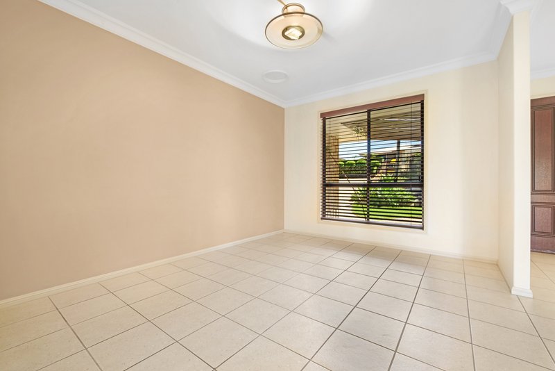 Photo - 173 J Hickey Avenue, Clinton QLD 4680 - Image 7