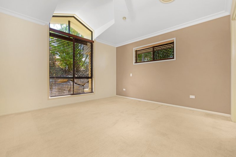 Photo - 173 J Hickey Avenue, Clinton QLD 4680 - Image 10