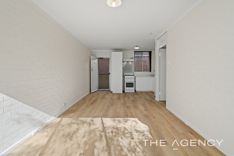 Photo - 1/73 King George Street, Victoria Park WA 6100 - Image 5