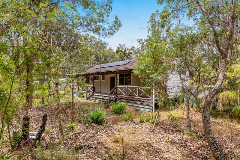 Photo - 173 Leschenaultia Drive, Nannup WA 6275 - Image 2