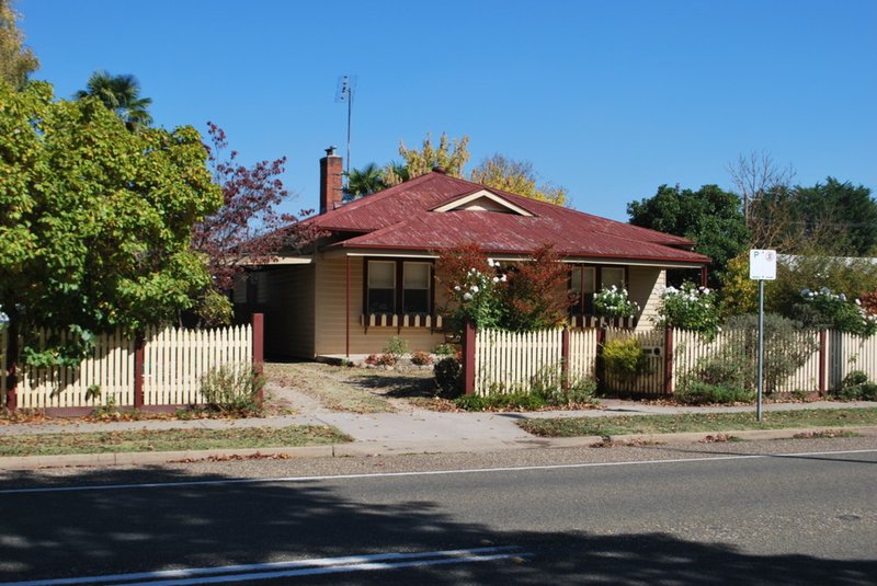 173 Myrtle Street, Myrtleford VIC 3737