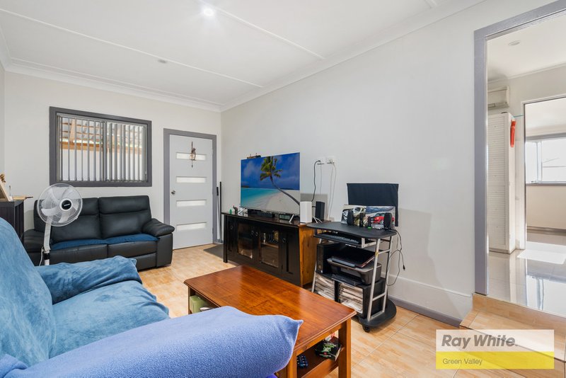 Photo - 173 North Liverpool Road, Bonnyrigg NSW 2177 - Image 10