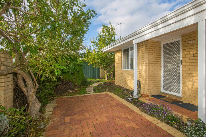 Photo - 1/73 Rockford Street, Mandurah WA 6210 - Image 15