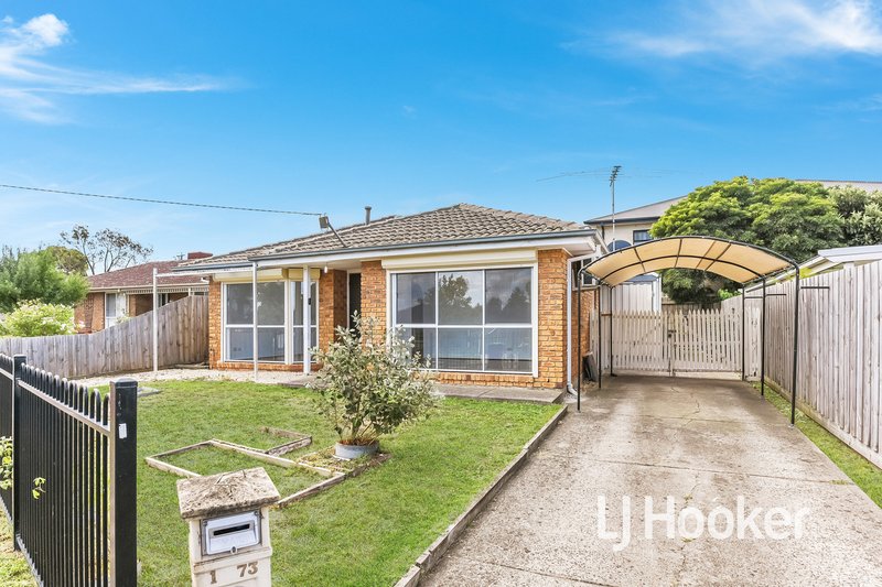 Photo - 1/73 Warana Drive, Hampton Park VIC 3976 - Image 18