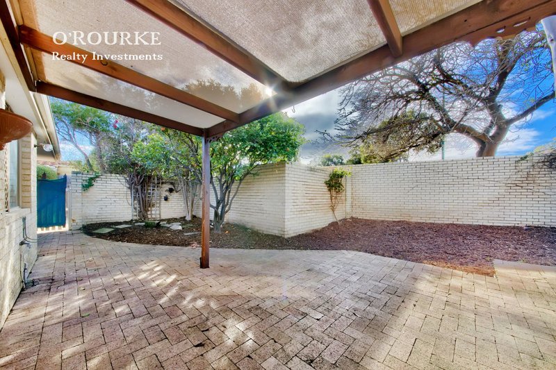 Photo - 1/73 Weaponess Road, Scarborough WA 6019 - Image 2