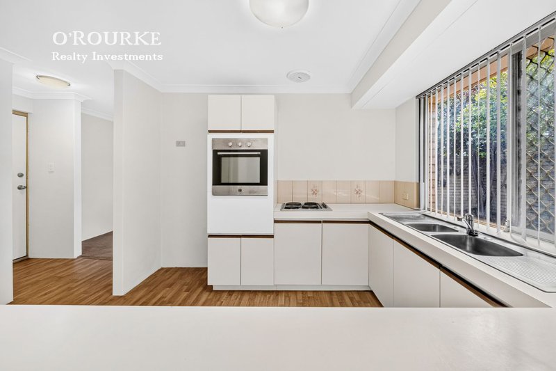 Photo - 1/73 Weaponess Road, Scarborough WA 6019 - Image 6