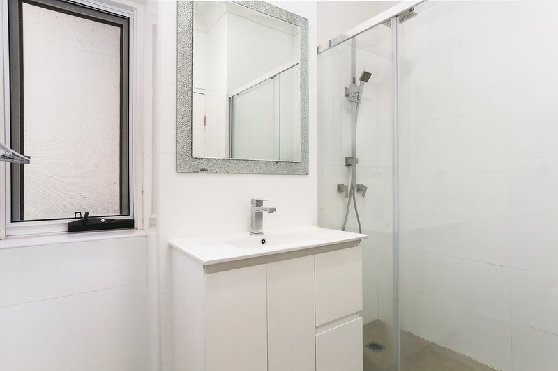 Photo - 17/30-32 President Avenue, Kogarah NSW 2217 - Image 3