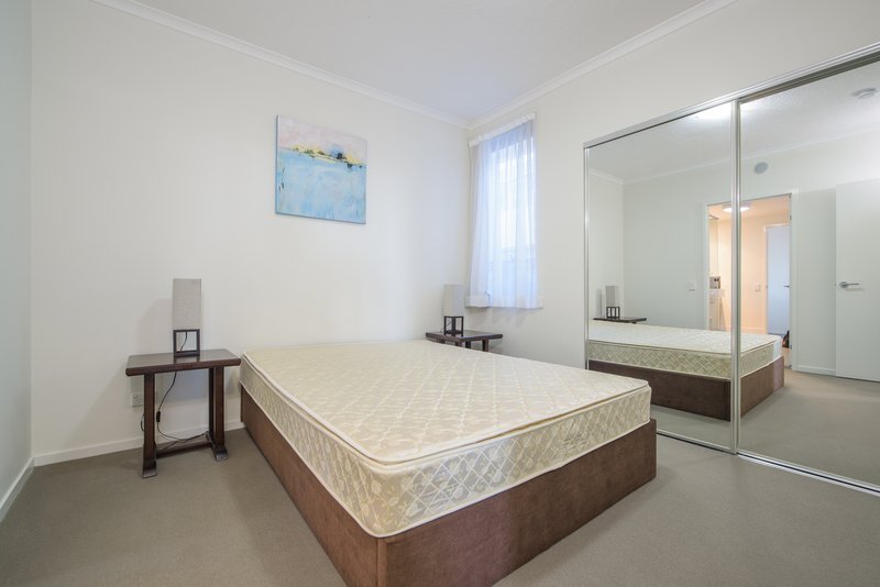 Photo - 17/30 Goondoon Street, Gladstone Central QLD 4680 - Image 13