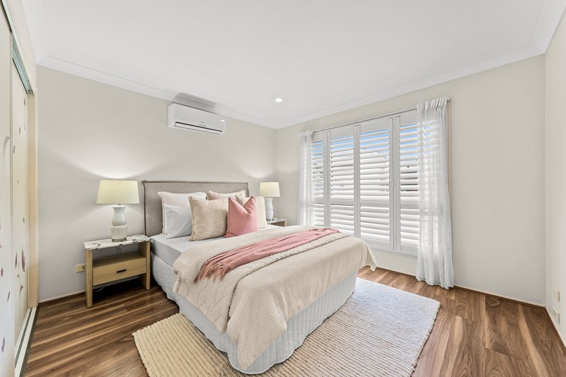 Photo - 17/30 Lindeman Place, Eight Mile Plains QLD 4113 - Image 11