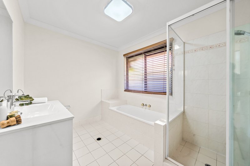 Photo - 17/30 Lindeman Place, Eight Mile Plains QLD 4113 - Image 16