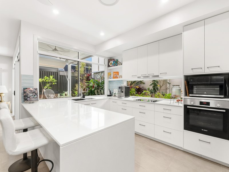 Photo - 173/1 Latitude Blvde "Latitude 25" Lifestyle Living , Nikenbah QLD 4655 - Image 4