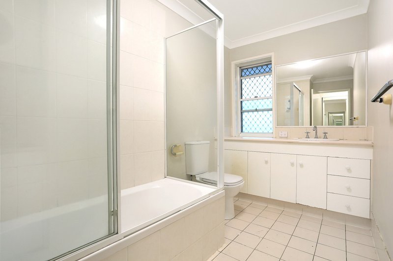Photo - 17/32-36 Second Avenue, Broadbeach QLD 4218 - Image 7