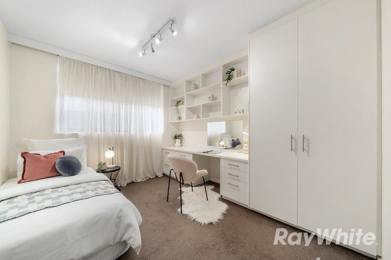 Photo - 1/734 Centre Road, Bentleigh East VIC 3165 - Image 6