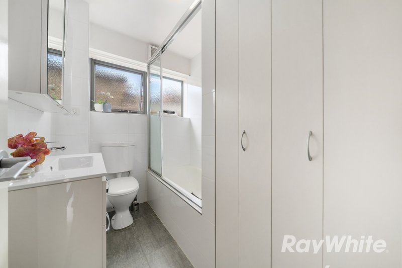Photo - 1/734 Centre Road, Bentleigh East VIC 3165 - Image 7