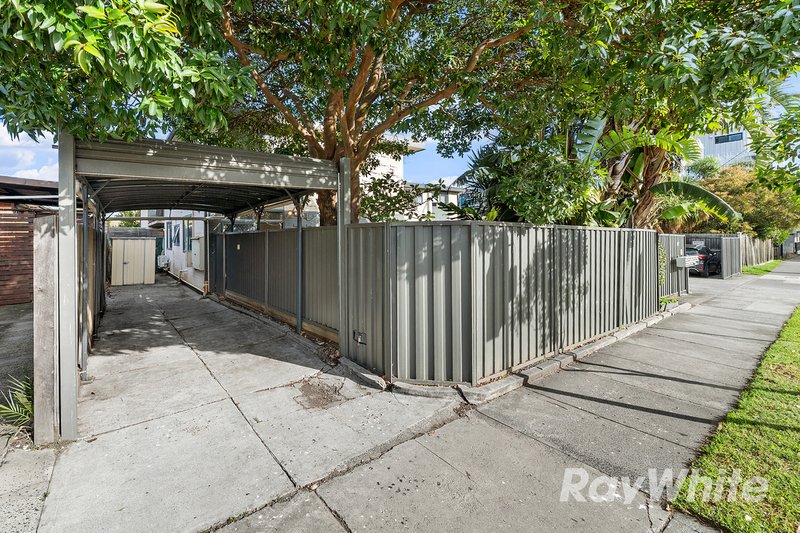 Photo - 1/734 Centre Road, Bentleigh East VIC 3165 - Image 9
