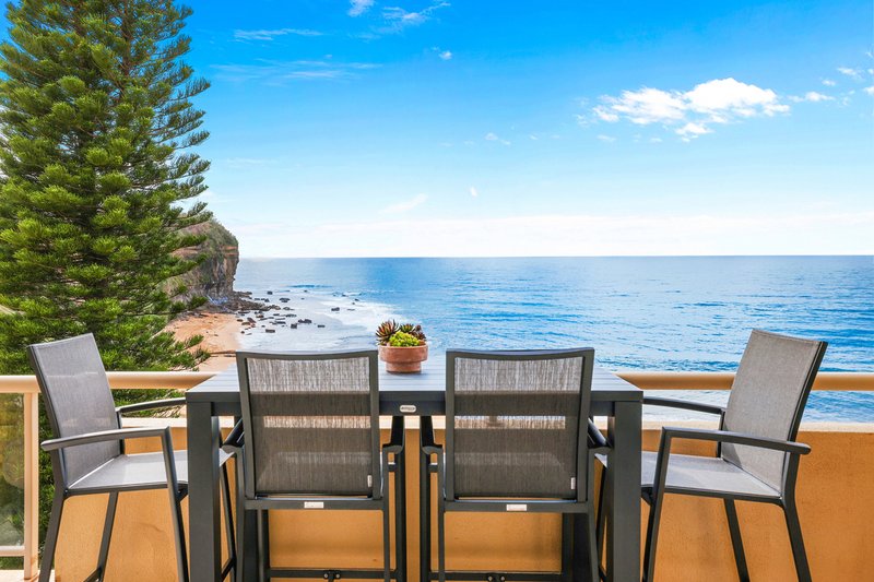 Photo - 17/35 Surfview Road, Mona Vale NSW 2103 - Image 1