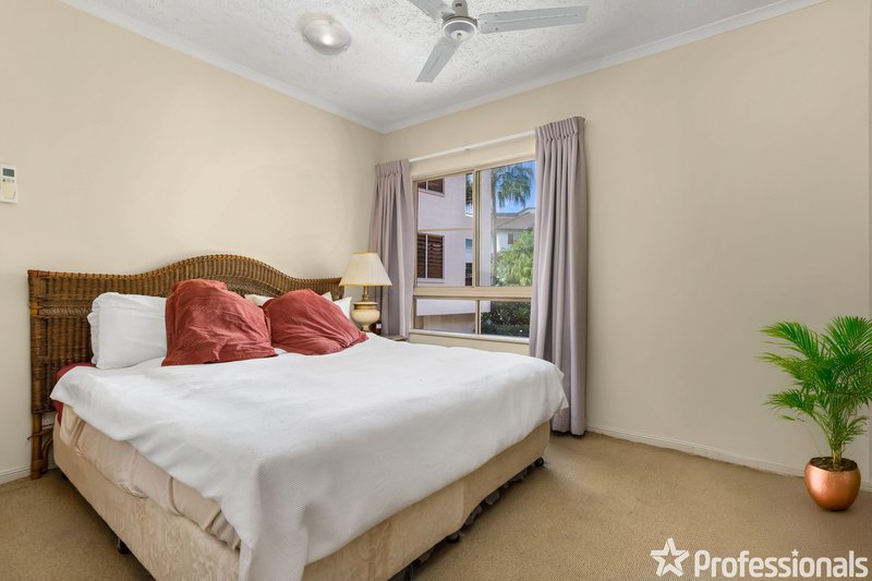 Photo - 1737/2-10 Greenslopes Street, Cairns North QLD 4870 - Image 9