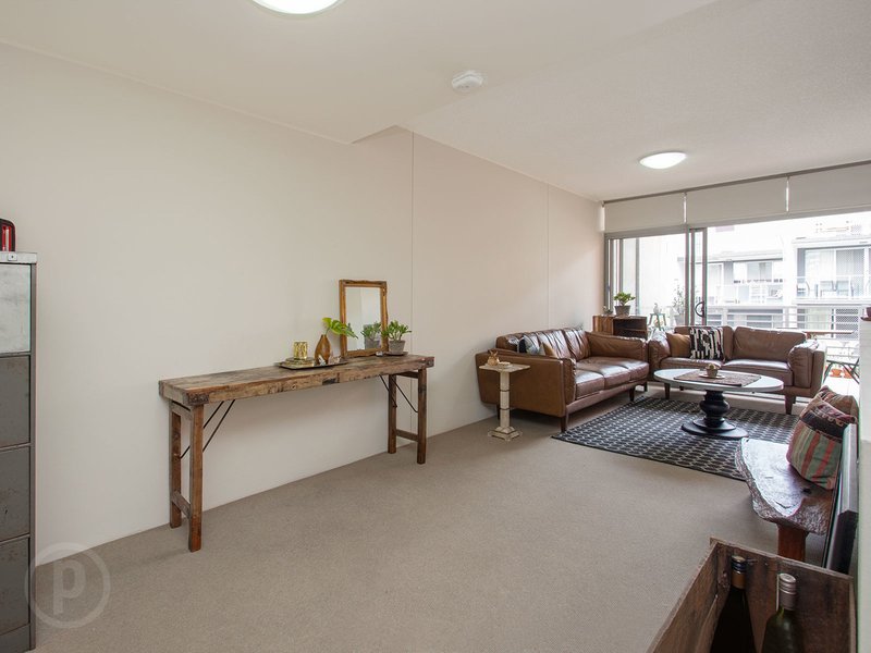 Photo - 17/38 Robertson Street, Fortitude Valley QLD 4006 - Image 4